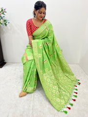 Beautiful Leaf Green Woven Smooth Silk Banarasi Saree