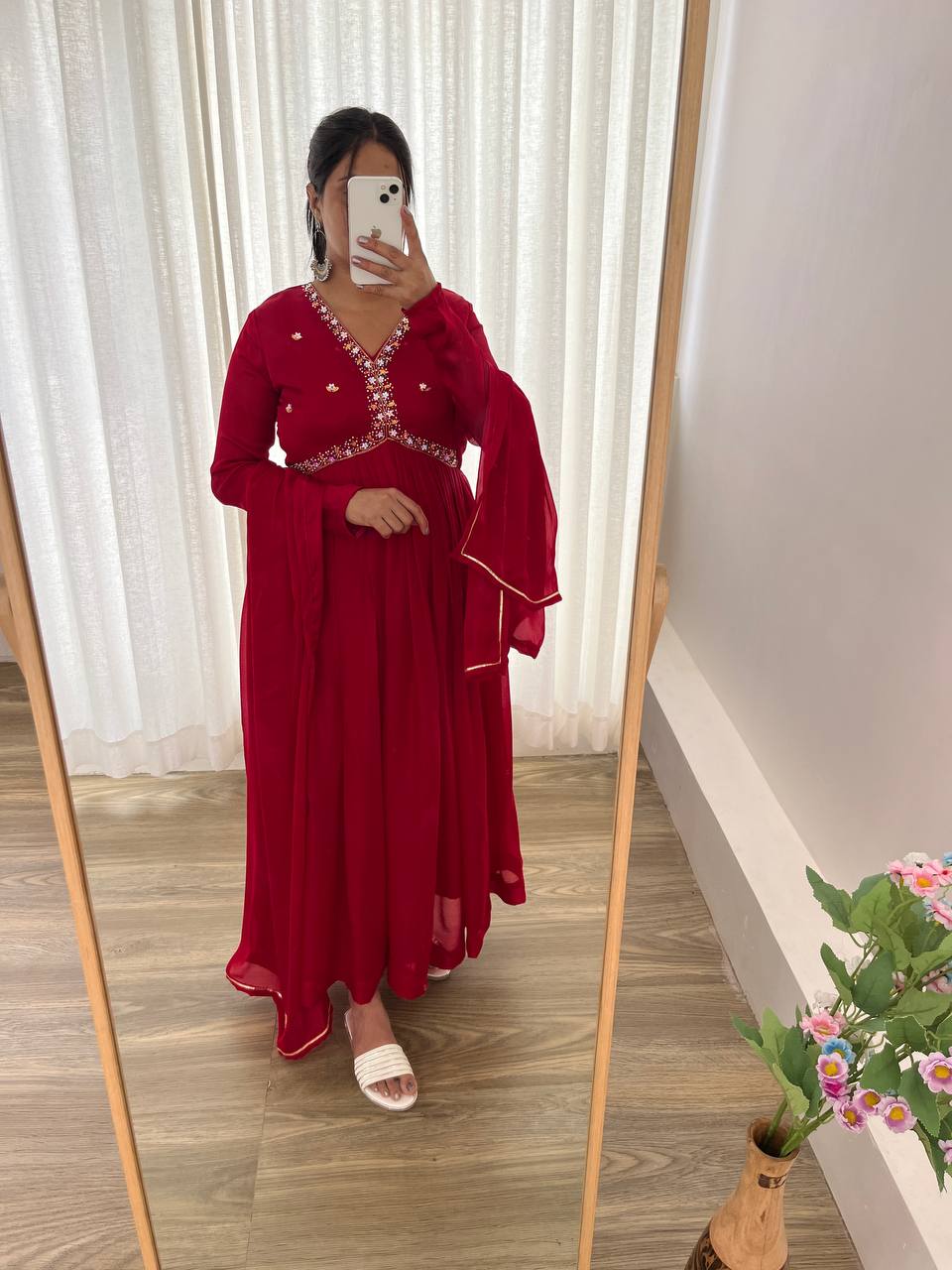 Taniya Red Handworked Heavy Georgette Anarkali Gown